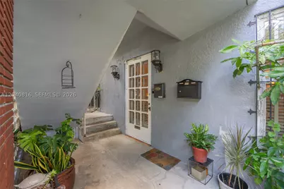 405 SW 11th, Miami, FL 33130 - Photo 28