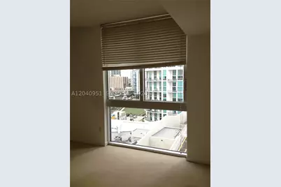 325 S Biscayne #1414, Miami, FL 33131 - Photo 4