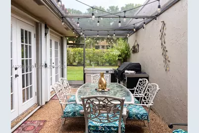 324 Patio Village, Weston, FL 33326 - Photo 12