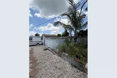 2300 SW 43rd, Fort Lauderdale, FL 33317 - Photo 24
