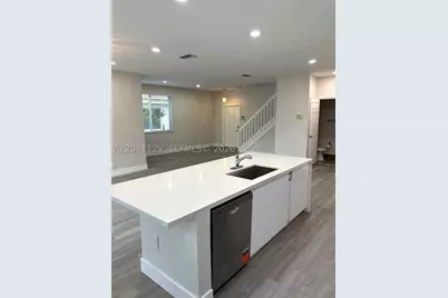 1528 Salerno #1528, Weston, FL 33327 - Photo 8