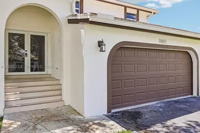 15010 E Falcons Lea, Davie, FL 33331 - Photo 2