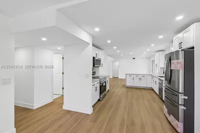 15010 E Falcons Lea, Davie, FL 33331 - Photo 22