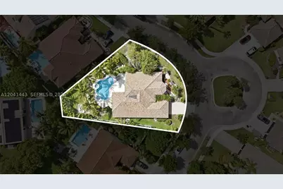 241 Fairmont, Weston, FL 33326 - Photo 2