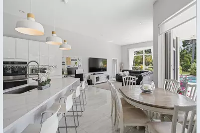 241 Fairmont, Weston, FL 33326 - Photo 16
