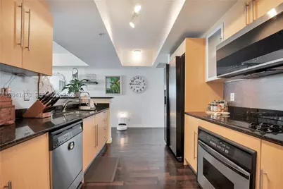 325 S Biscayne #3921, Miami, FL 33131 - Photo 4