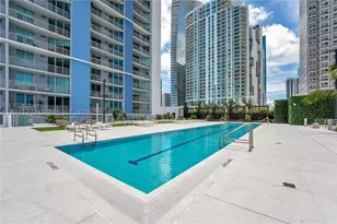 325 S Biscayne, Miami, FL 33131 - Photo 32