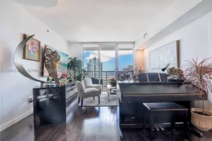 325 S Biscayne, Miami, FL 33131 - Photo 8