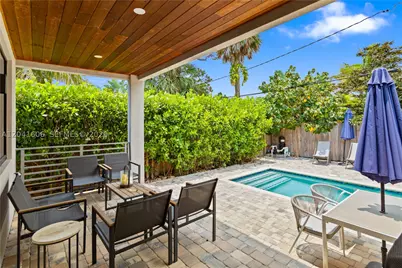 809 SW 10th, Fort Lauderdale, FL 33315 - Photo 2