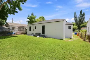 811 NW 65th, Miami, FL 33150 - Photo 20