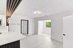 811 NW 65th, Miami, FL 33150 - Photo 10