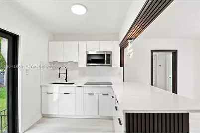 811 NW 65th, Miami, FL 33150 - Photo 8
