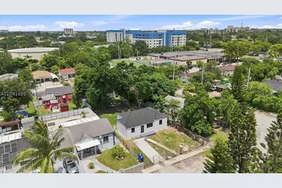 811 NW 65th, Miami, FL 33150 - Photo 24