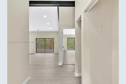8813 Paradise #8813, Tamarac, FL 33321 - Photo 4