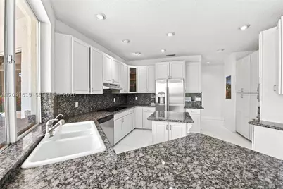 12388 Classic, Coral Springs, FL 33071 - Photo 26