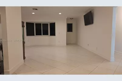 1800 N 55th, Hollywood, FL 33021 - Photo 2
