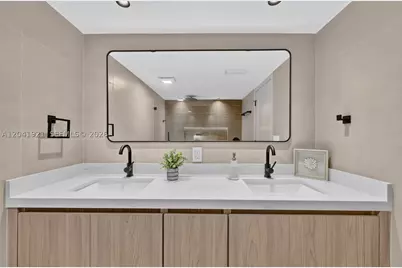 8430 SW 88th, Miami, FL 33156 - Photo 32