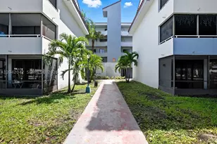 8365 SW 152nd, Miami, FL 33193 - Photo 12