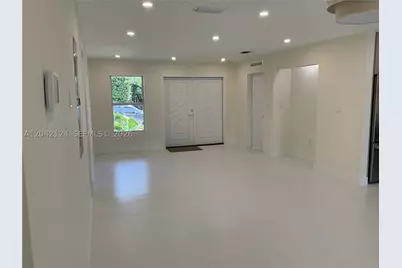 2315 NW 3rd, Miami, FL 33125 - Photo 6