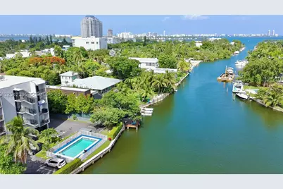 860 NE 78th #303, Miami, FL 33138 - Photo 2