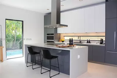 3540 Oak, Miami, FL 33133 - Photo 1