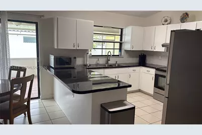 10920 SW 143rd, Miami, FL 33186 - Photo 4