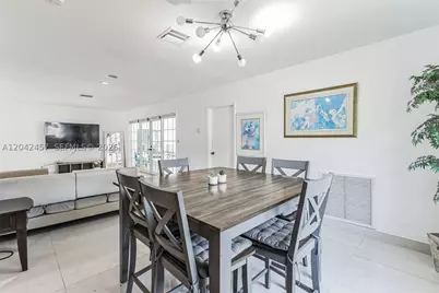 633 N Crescent, Hollywood, FL 33021 - Photo 16