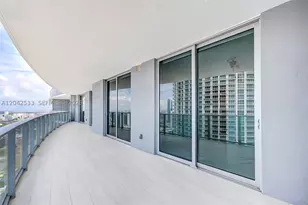 488 NE 18th, Miami, FL 33132 - Photo 24