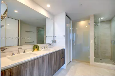 488 NE 18th #4310, Miami, FL 33132 - Photo 18