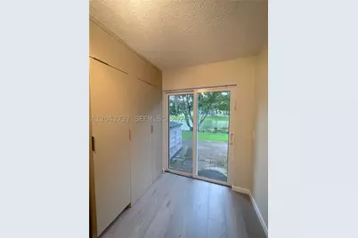 2151 NW 77th #102, Pembroke Pines, FL 33024 - Photo 6