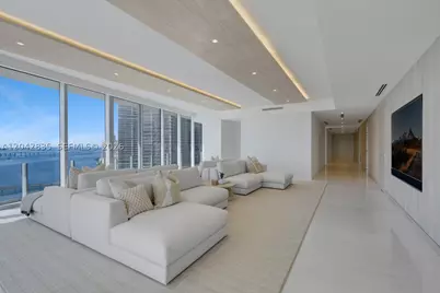 300 Biscayne Boulevard #2701, Miami, FL 33131 - Photo 8