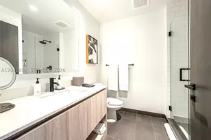 398 NE 5th, Miami, FL 33132 - Photo 10