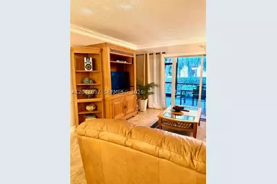 4000 Crystal Lake #112, Deerfield Beach, FL 33064 - Photo 12