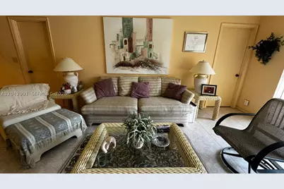 [Address not provided], Hallandale Beach, FL 33009 - Photo 14