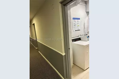 [Address not provided], Hallandale Beach, FL 33009 - Photo 18