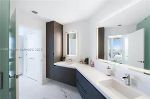 851 NE 1st, Miami, FL 33132 - Photo 10