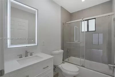 222 SW 3rd, Dania Beach, FL 33004 - Photo 18