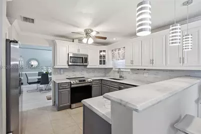 7919 NW 50th, Lauderhill, FL 33351 - Photo 12