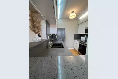 1300 N 17th #205, Hollywood, FL 33020 - Photo 6