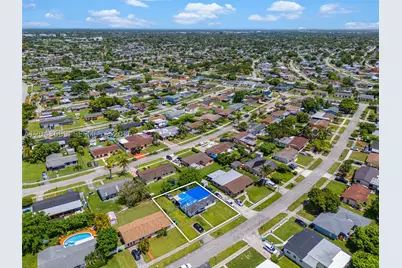 14125 SW 109th, Miami, FL 33176 - Photo 10