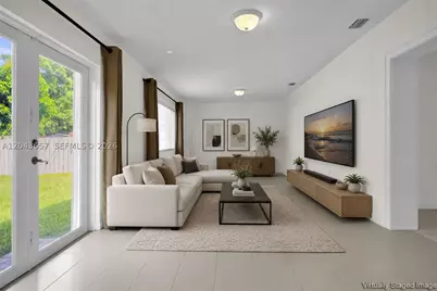 14375 Lake Candlewood, Miami Lakes, FL 33014 - Photo 8