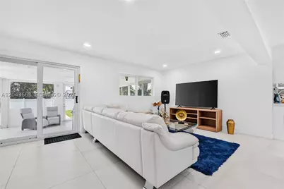 1912 N 42nd, Hollywood, FL 33021 - Photo 6
