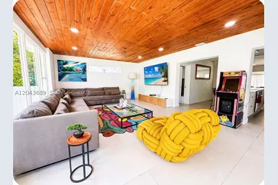 134 NE 117, Miami, FL 33168 - Photo 2