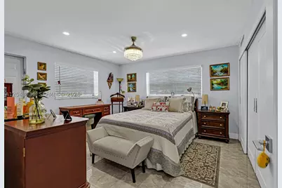 160 NE 8th #27A, Hallandale Beach, FL 33009 - Photo 28
