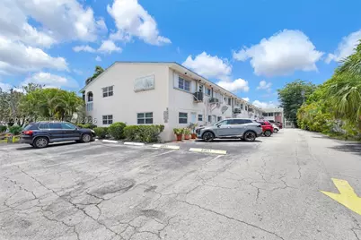160 NE 8th #27A, Hallandale Beach, FL 33009 - Photo 44