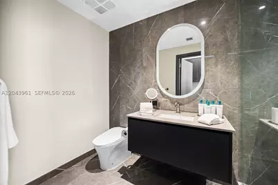 20 NE 11th #4003B, Miami, FL 33132 - Photo 24