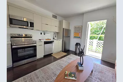 601 11th #107, Miami Beach, FL 33139 - Photo 8