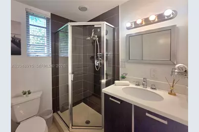 601 11th #107, Miami Beach, FL 33139 - Photo 14