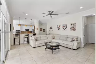 3904 W Gardenia, Weston, FL 33332 - Photo 10