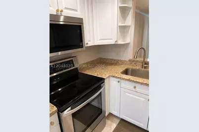 219 NE 14th #306, Hallandale Beach, FL 33009 - Photo 2